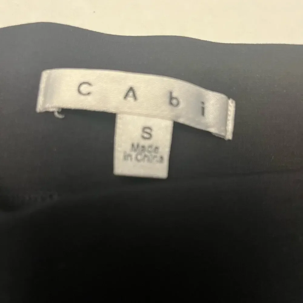 CAbi Leggings with Zippered Ankles - Picture 4 of 4